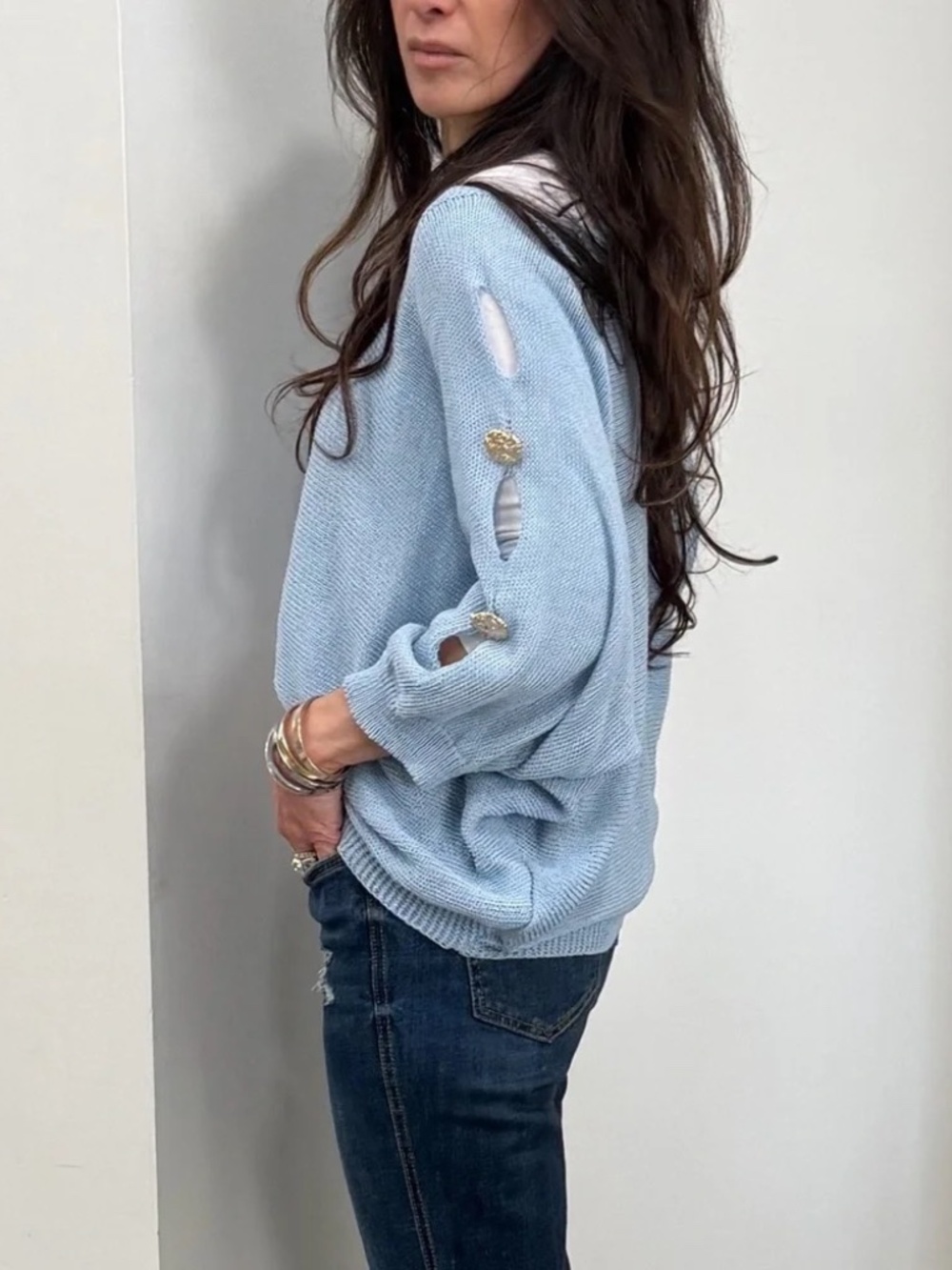 New MADE IN ITALY 🇮🇹 FABULOUS Blue Sweater with GOLD Button Detail One Size